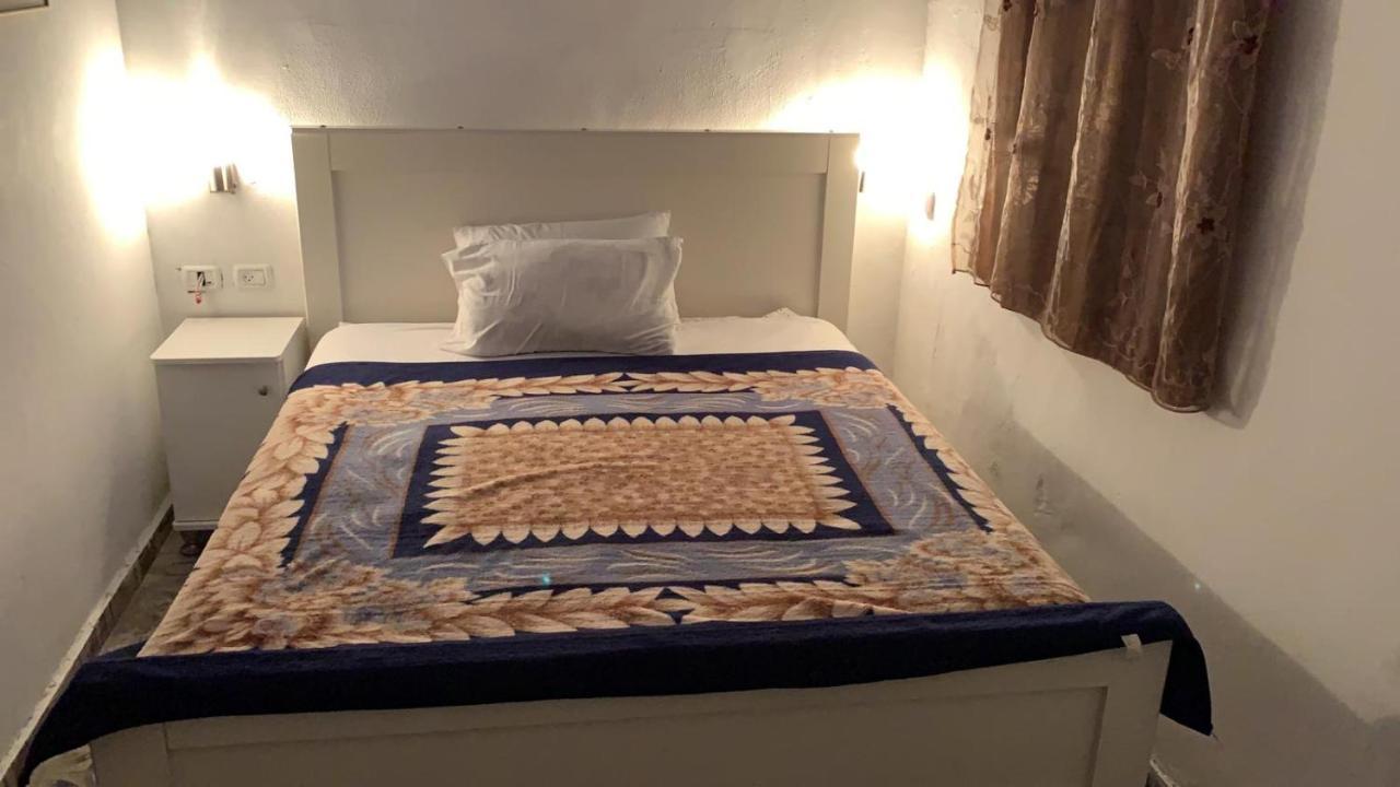 Akko Gate Hostel Bagian luar foto