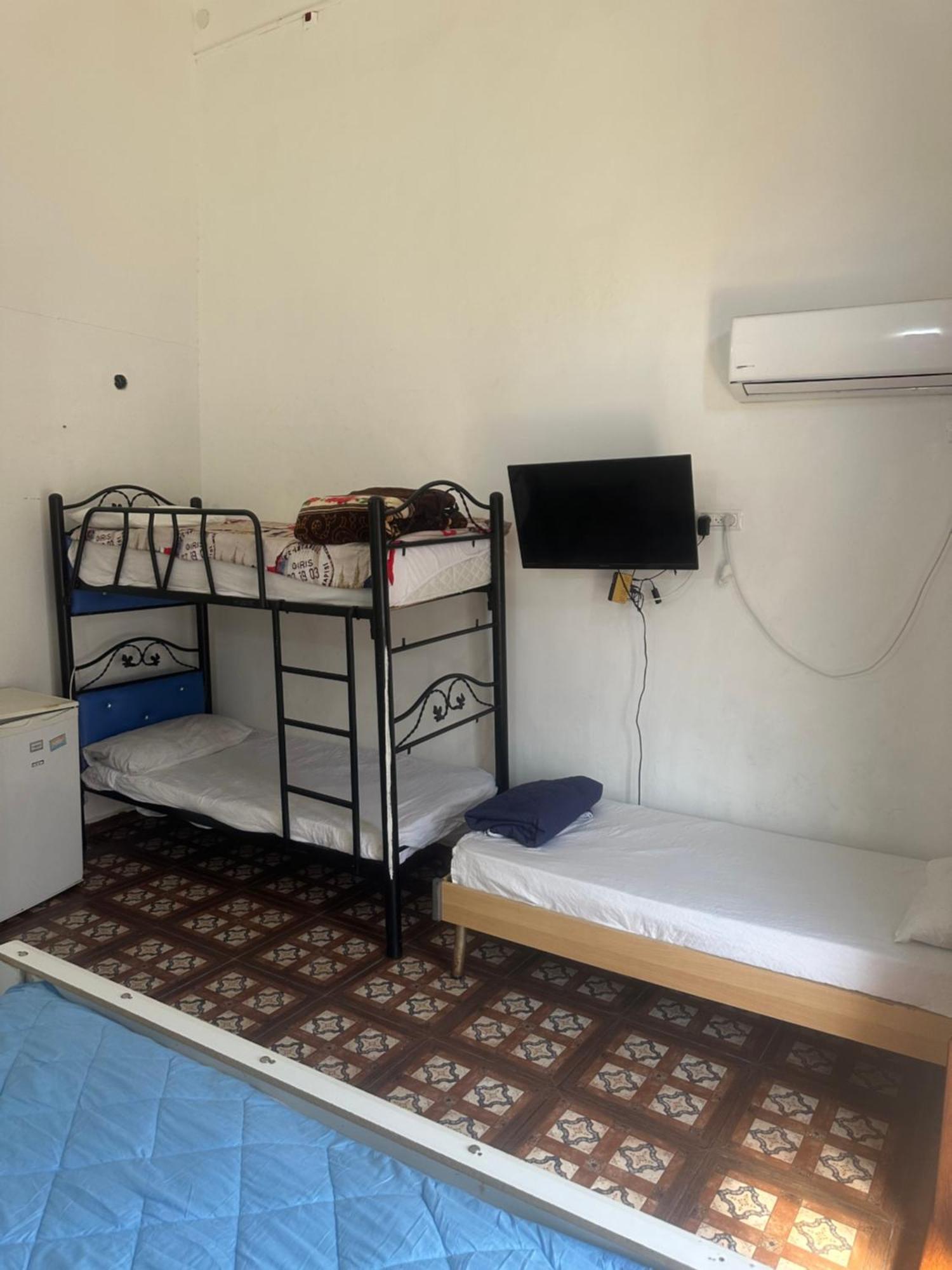 Akko Gate Hostel Bagian luar foto